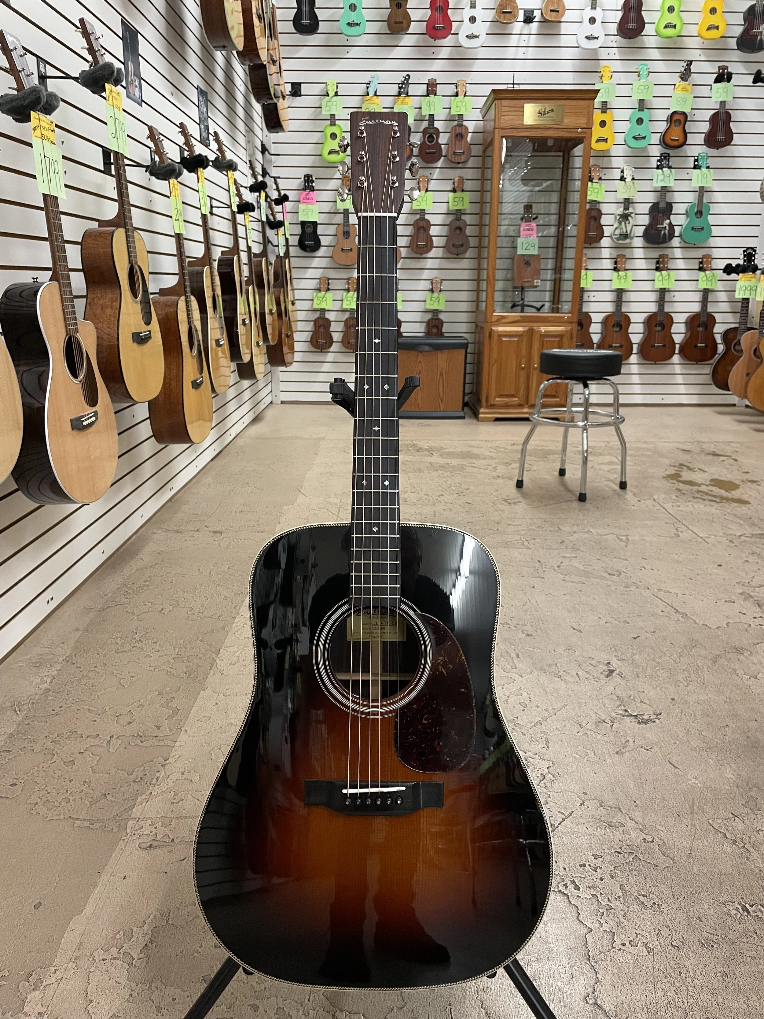 Eastman Acoustic Guitars — Bizarre Guitar